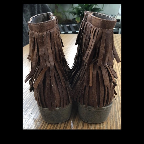 Justice Fringe Brown Western Style Boots Booties - Picture 4 of 8